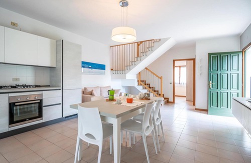 Isola Albarella House | 3 bedroom awesome home in Albarella RO