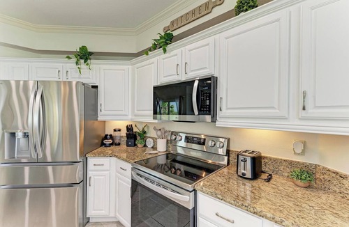 Englewood Condo | 3 Bedroom- Beachfront Condo with Amazing Sunset Views of the Gulf