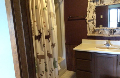 Three Lakes Cabin | 3 Bedroom Cabin on the Water @ Northernaire. Booking for Summer Now.