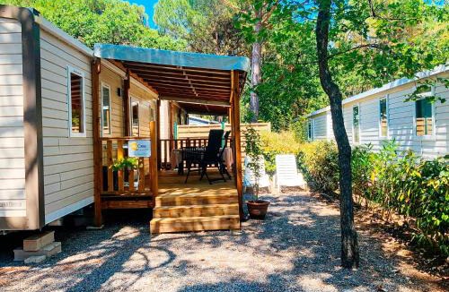 Roquebrune-sur-Argens Other | 3 bedroom Chalets Camping Leï Suves - JoyCasa