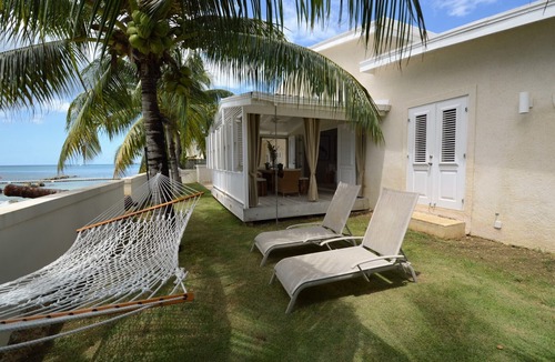 Speightstown Villa | 3 Bedroom Chic Beach House at Little Good Harbour
