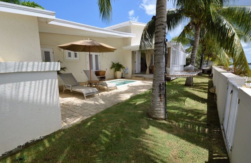 Speightstown Villa | 3 Bedroom Chic Beach House at Little Good Harbour