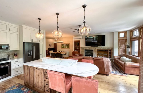 Edwards Condo | 3 Bedroom Condo Just Steps From Arrowhead Lift