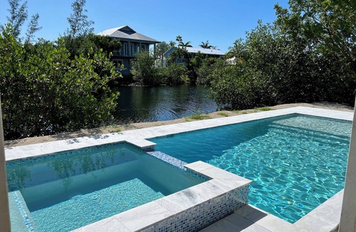 Islamorada House | 3-bedroom cozy pool home in exclusive Venetian Shores, Islamorada .