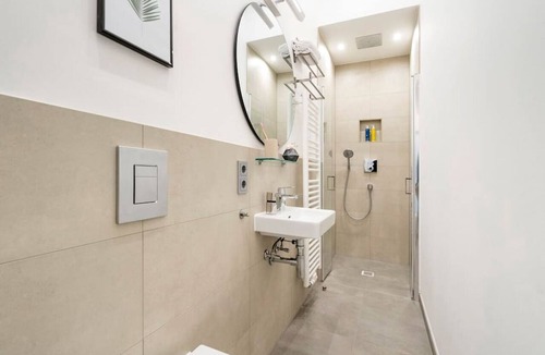 Mitte Apartment | 3-Bedroom Apartment (110sqm) with a comfy balcony(5)
