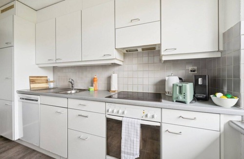 Center Apartment | 3-Bedroom Family Apartment, Zurich