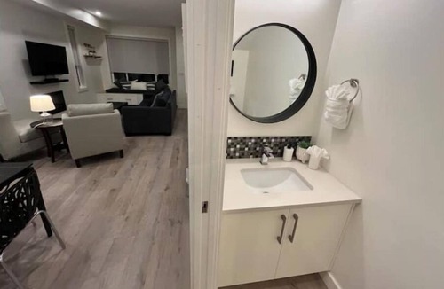 Okanagan-Similkameen Villa | 3 Bedroom, half duplex