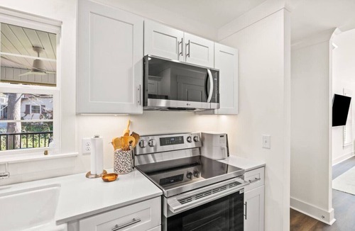 High Point House | 3 Bedroom, High Point Perfect for Furniture Market