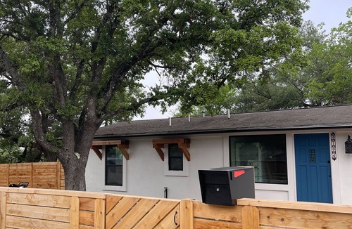 Lakewind Estates House | 3-bedroom house in amazing Hill Country - Modern Spanish Style - Pavo Real