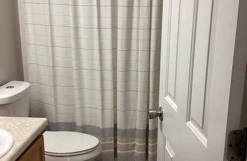 Covington House | 3-bedroom house in pleasant Covington with cool AC