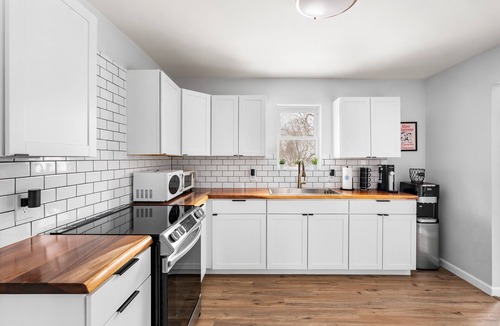 Scranton House | 3-bedroom house with a balcony near ski, water park, casino, and ATV.