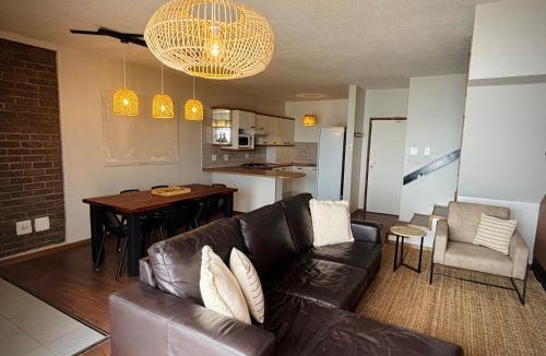 Henties Bay House | 3 bedroom house with magnificent ocean views