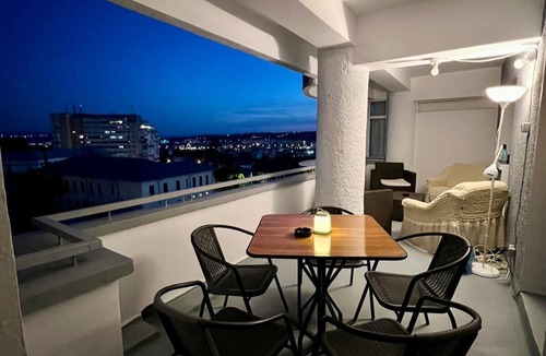 Iasi Apartment | 3-bedroom + Livingroom with view Downtown Apartament