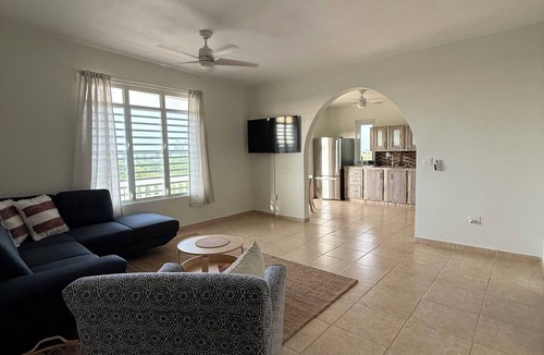 Jobos House | 3-bedroom ocean-view house in peaceful Isabela with AC
