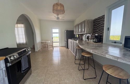 Jobos House | 3-bedroom ocean-view house in peaceful Isabela with AC