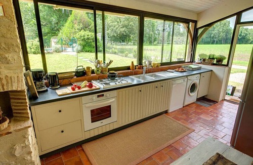 Castillonnes House | 3 Bedroom Private vacation home in CastillonnÃ¨s