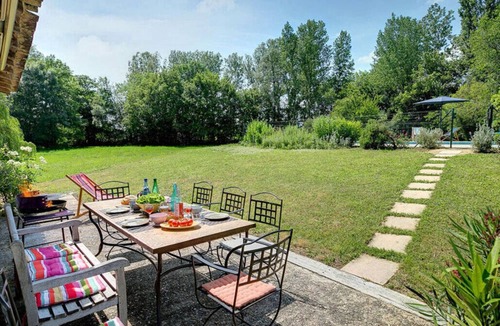 Castillonnes House | 3 Bedroom Private vacation home in CastillonnÃ¨s