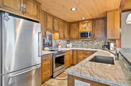 Graeagle House | 3 Bedroom Property with Golf Course Views