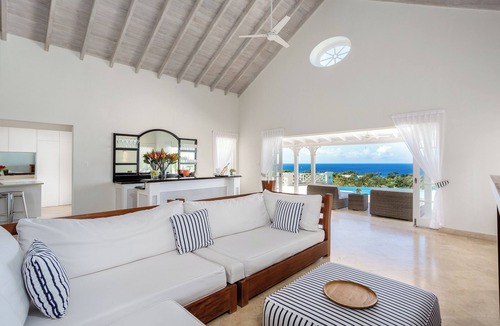 Weston Villa | 3 Bedroom Ridgefront Villa