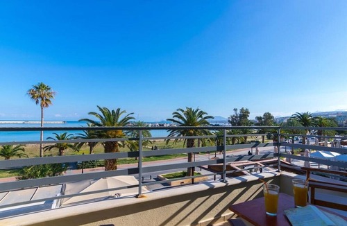 Old Town Rethymnon Apartment | 3-Bedroom Seafront Maisonette, A/C, Balcony & 2 Terraces with Amazing Views of Rethymno City & Beach