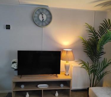 Whitley Bay Resort | 3 Bedroom Static Caravan, Sleeps 8, New 2025!