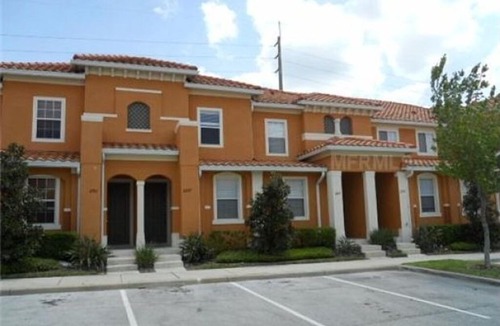 Crestwynd Bay House | 3 bedroom townhouse located Crestwynd Bay resort, just 1.5 miles away from Disney