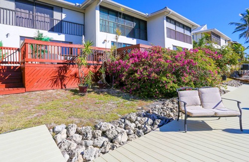Royal Harbor Condo | **3 BEDS/3 BATHS**WATERFRONT HOME**GREAT VIEWS**