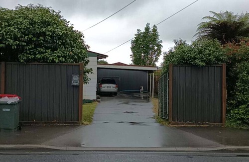 Rotorua Ski Chalet | 3 Beds including 1 Double Bed, 2 Single Sofa Beds Garden Chalet, Unit C, 9 Steeles Lane