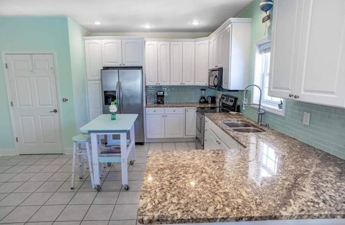 Wilmington Beach House | 3 Blocks from the beach with Ocean views and Elevator