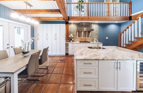 Old Naples House | 3-Blocks to Beach, Steps from 3rd Street Dinning, Waterfront Pool Home on Canal