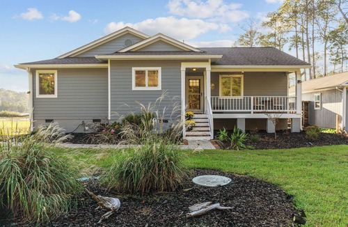 Onemo Cottage | 3 BR Bay Home w Private Dock & all the Amenities