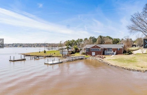 Leesville House | 3 BR Lakefront house w/dock at Lake Murray, Family, Fishing, Fun!
