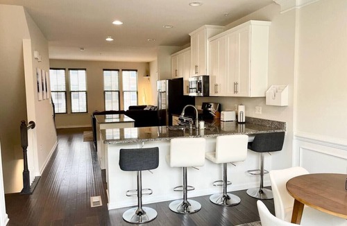 Fort Lincoln House | 3 Br Modern Townhome Newly Built - 15 mins from Downtown DC