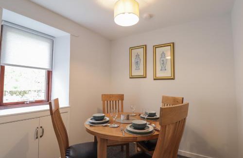 Contin House | 3 Bruaich Cottages