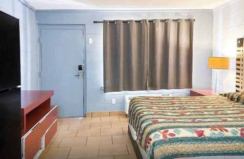 Albany Hotel | 3 Charming Pet-Friendly Rooms Near Albany Attractions w/Free Parking