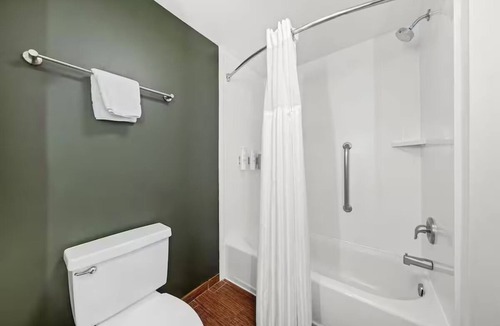Amarillo Hotel | 3 Comfortable Rooms Perfect for Families Minutes from Fun Palo Duro Canyon Trail