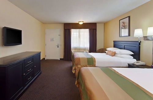 Temecula Hotel | 3 Comfortable Space Minutes from Top Attractions!