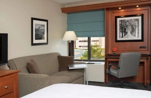 Thurston Hotel | 3 Convenient Suites for Groups: Free Breakfast & Onsite Parking - Near UM