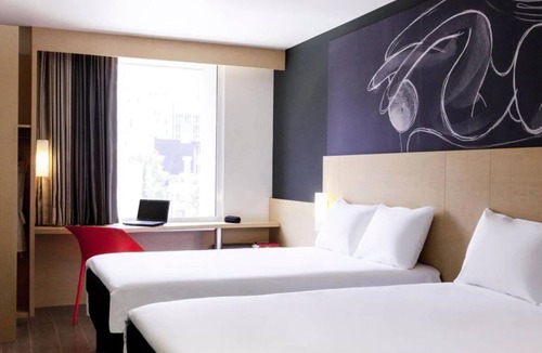 Colonia Centro Hotel | 3 Convenient Units! Parking Onsite, Steps from Art & History Museums