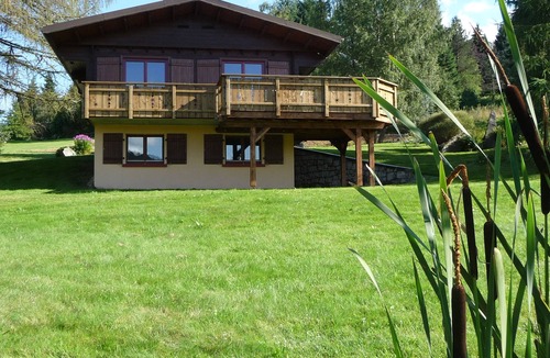 Xonrupt-Longemer Ski Chalet | 3 cozy chalets of 52 m2 located 4km from Gerardmer XONRUPT with WIFI