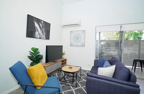 Perth Apartment | 3 Eco Home Parking & Wifi