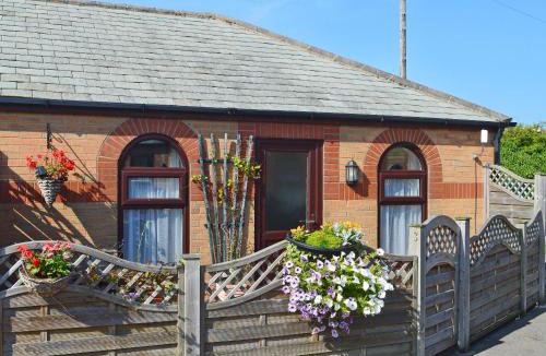 Cayton House | 3 Eldin Hall Properties