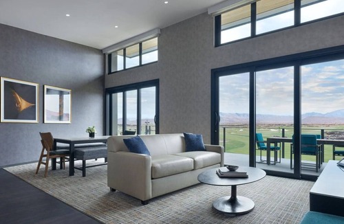 Ivins Hotel | 3 Elegant Desert Rooms for a Serene Getaway + Pool Access - Ideal for Unwinding