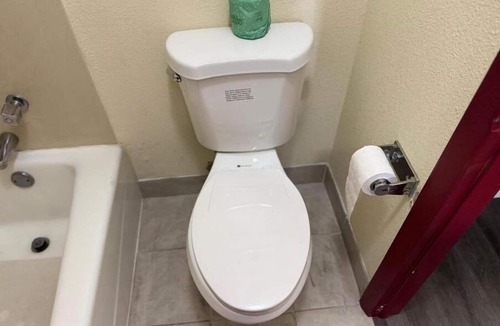 St. George Hotel | 3 Great Value Rooms Near Taco Bell – Each w/TV, Perfect for Travelers