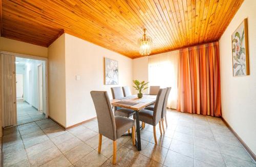 Secunda House | 3 Italeni