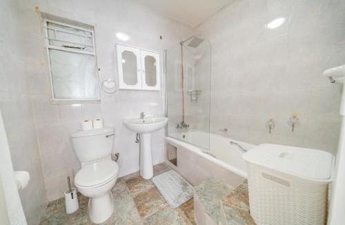 Secunda House | 3 Italeni