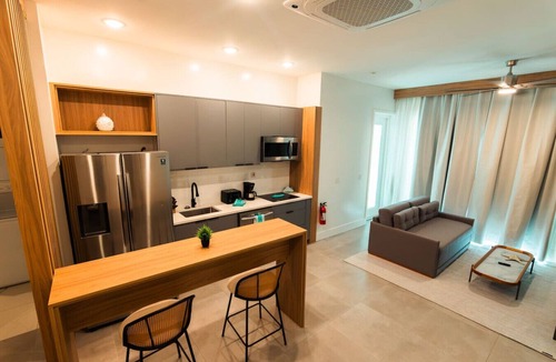 Frigate Bay House | 3 King Bed Suite @CockleshellBeach w/View of Nevis