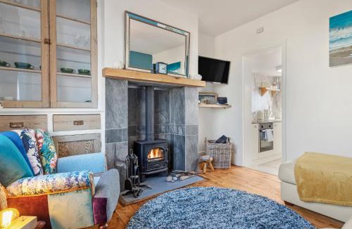 St Brides House | 3 Lighthouse Row