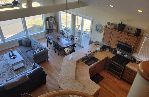 Oceanside Villa | 3 Master Suites, Spa, Pool table, Game room, views