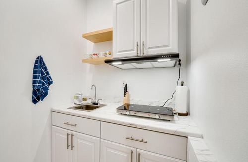 St. Cloud Apartment | 3 Mi to Lakefront Beach: St Cloud Apt